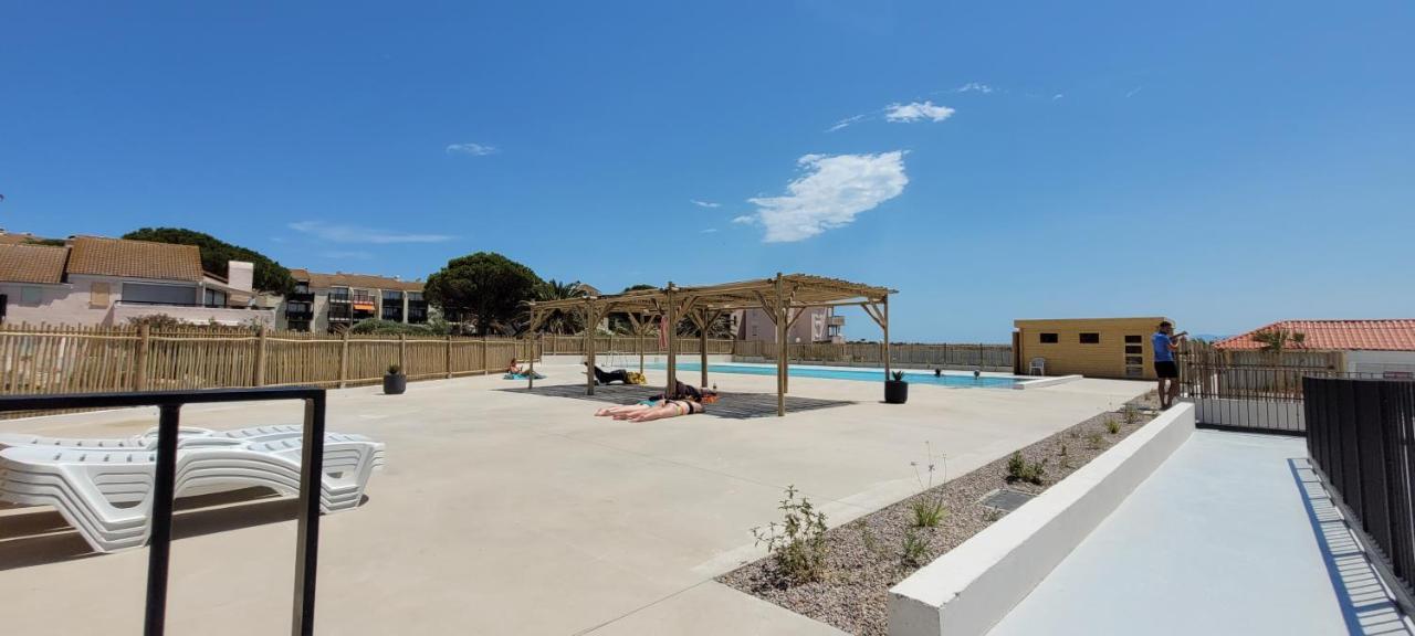 Bel Appartement Vue Sur Le Lac Marin Avec Piscine Ле-Баркарес Екстер'єр фото